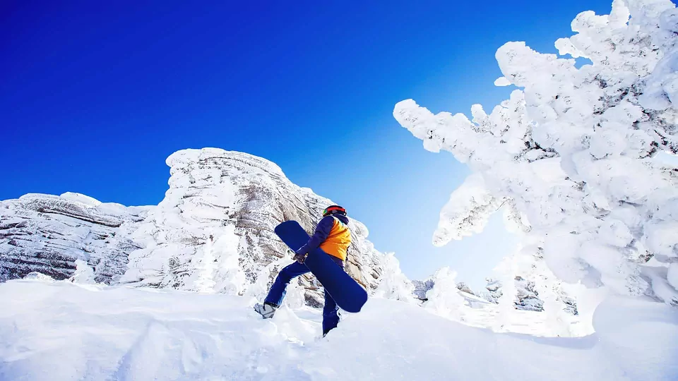 The Best Ski and Snow Tours of Iceland