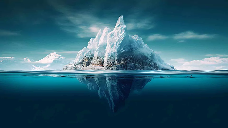 What is the difference between Iceland and Greenland?