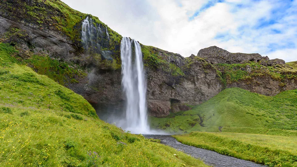 4 Days in Reykjavík city and the Wild West (4 days)
