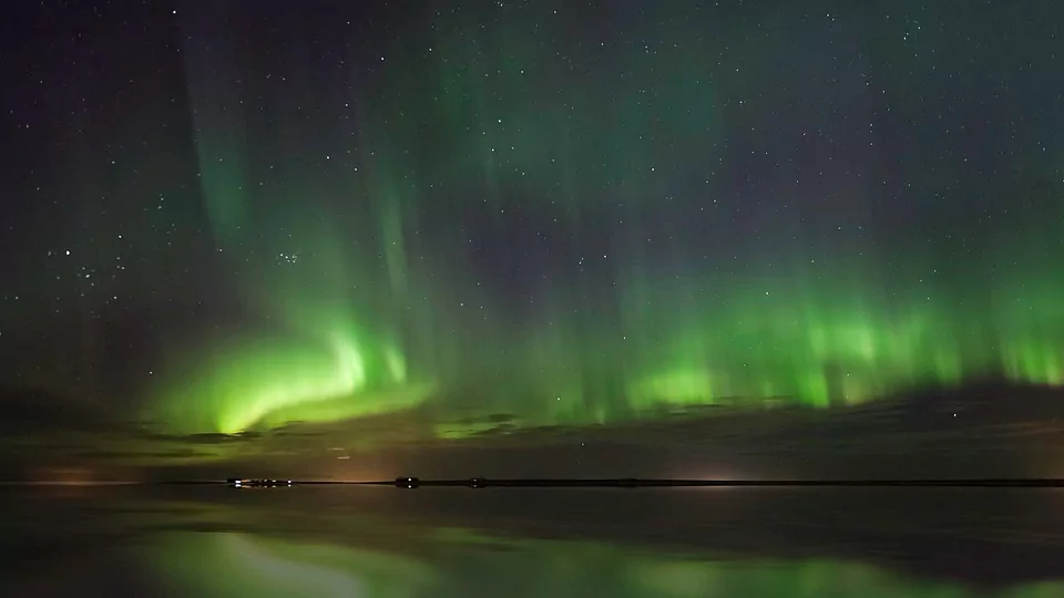 7 Day northern lights hunt in South Iceland and Vík (7 days)