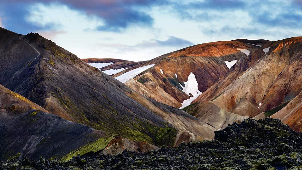 Glaciers Adventures and Northern Lights: 8 Day Self-drive tour in Iceland (8 days)