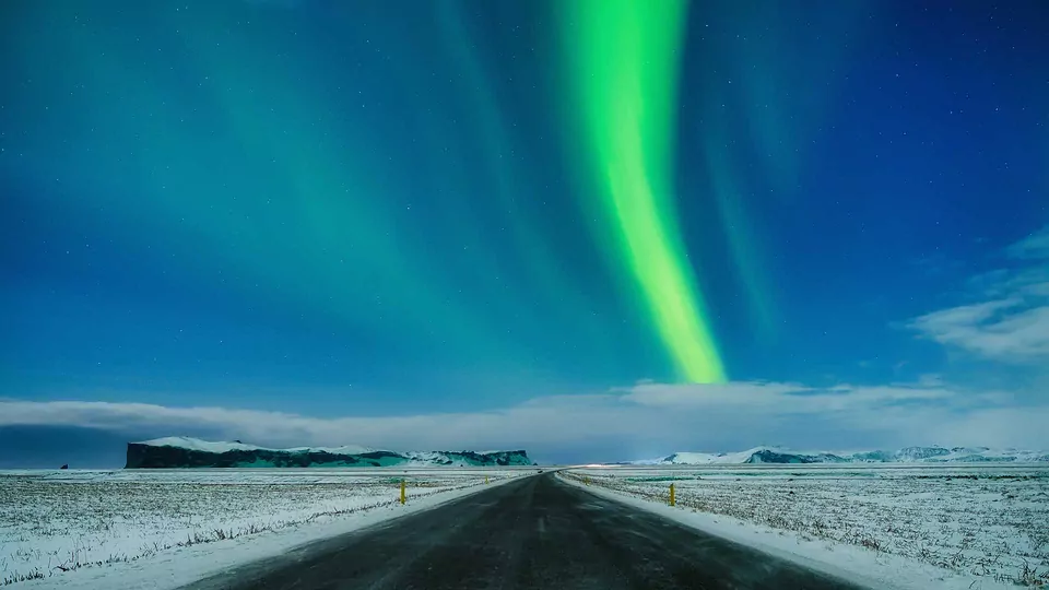 The Complete Ring Road: 9 Day Northern Lights Self Drive Tour with Waterfalls and Hot-springs (9 days)