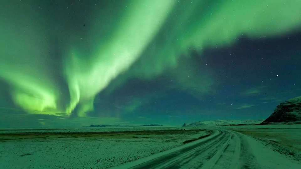 Magical 2 Week Northern Lights Winter Road Trip in Iceland with Waterfalls & Glaciers (14 days)