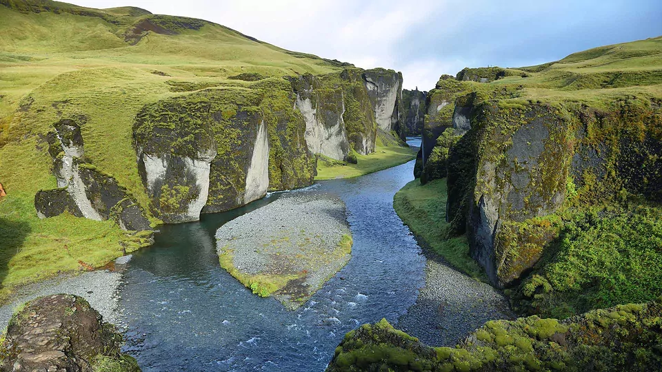 19 Day Self-drive Tour: the Ultimate Iceland Discovery (19 days)